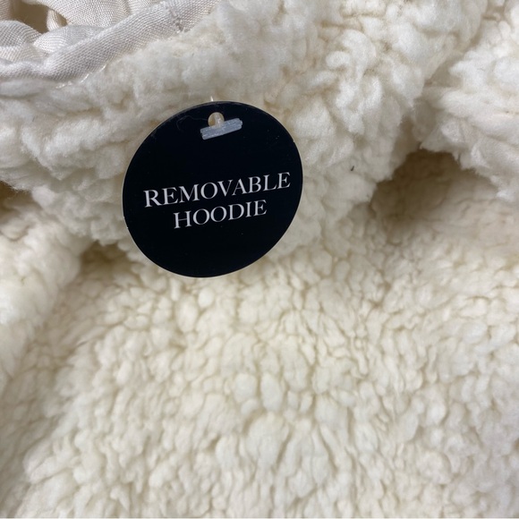 NEW UGG Classic Sherpa Dog Pajamas Size Medium - Picture 4 of 9